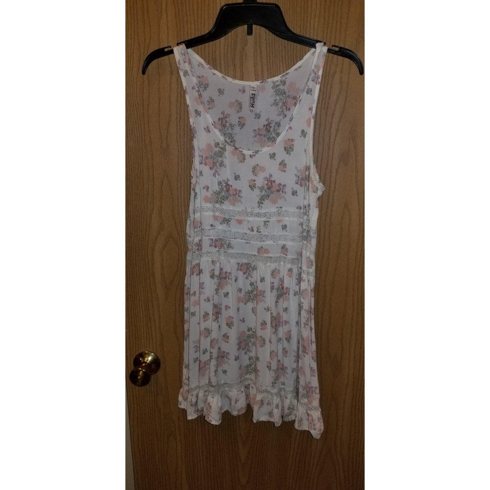 Mudd Baby doll Style Floral Dress - Small